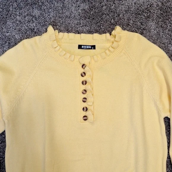 BTFBM pullover 1/4 button relaxed heavy sweater - ruffles - yellow - M - Picture 2 of 10